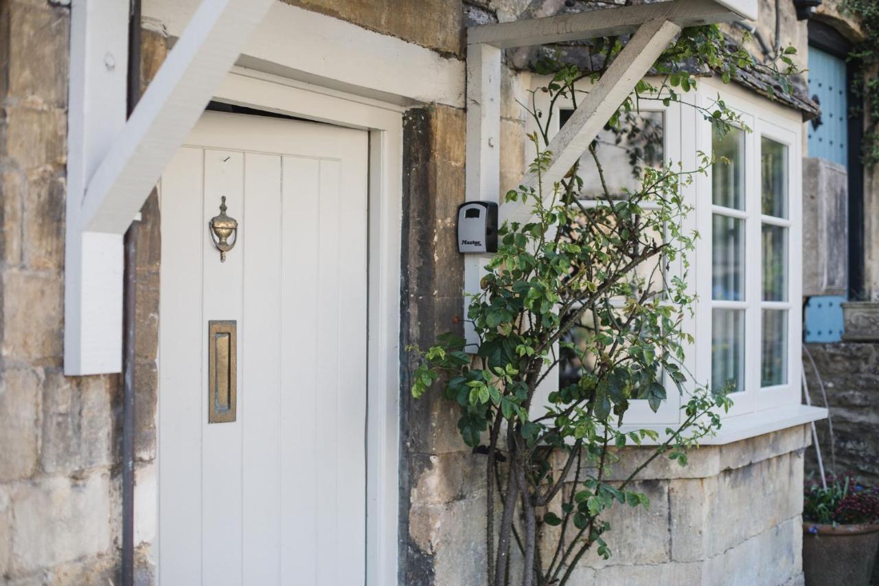 Gleneda Cottage - A Renovated, Traditional Cotswold Cottage Full Of Charm With Fireplace And Garden Bourton on the Hill エクステリア 写真